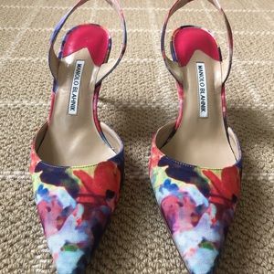 Manolo Blahnik Carolyn Fabric Slingbacks 40.5